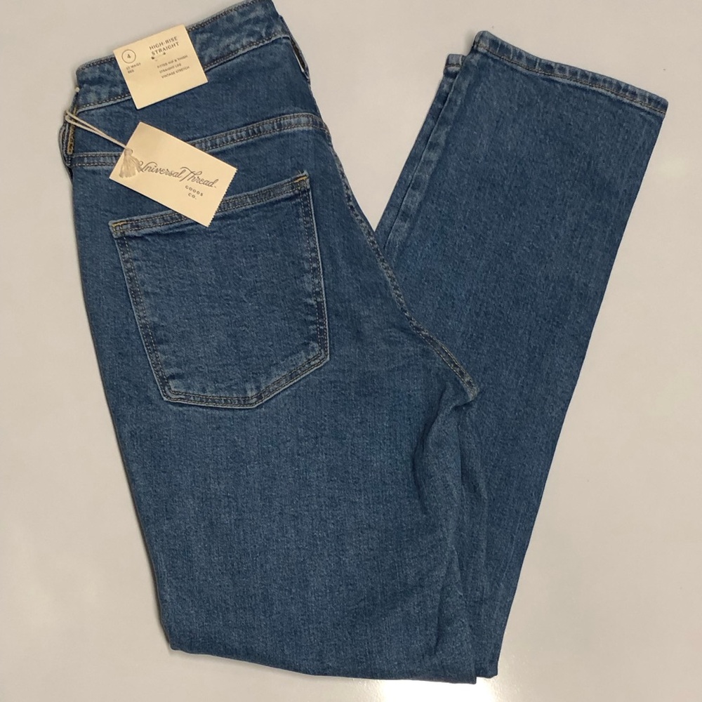 Universal thread high rise straight jeans size 4/27R